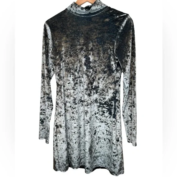 Urban Outfitters Kimchi Blue Crushed Mock- Neck‎ Mini Velvet Dress- Large - Picture 3 of 9